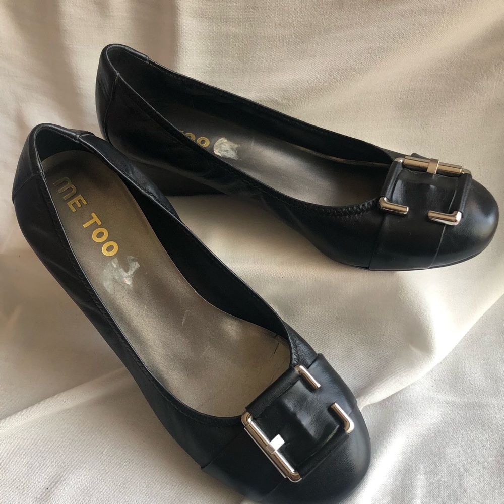 Me Too Black leather shoe with Silver Buckle